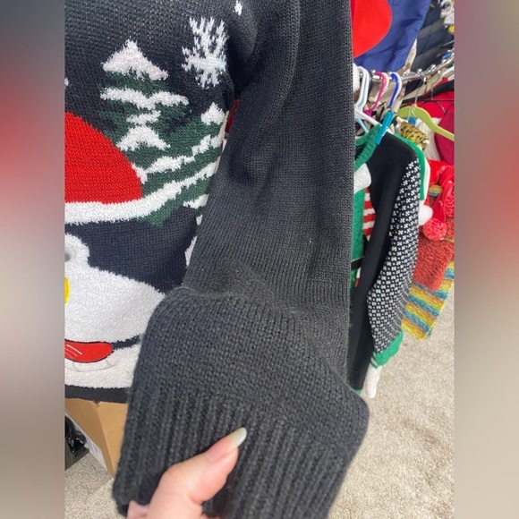 MERRY CHRISTMAS SWEATER - Sz.L skating penguin sweater with wiggle eyes - Picture 4 of 5